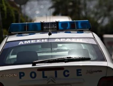 Ληστεία χρηματαποστολής στο Avenue – Έβγαλαν όπλα μπροστά σε πολίτη